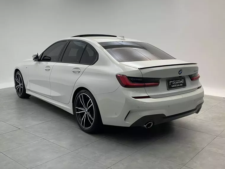 BMW 320i Branco 15