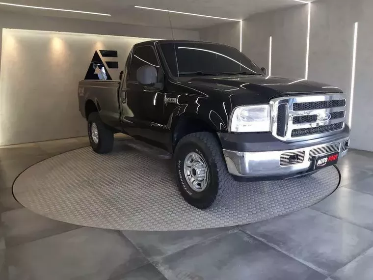 Ford F-250 Preto 10