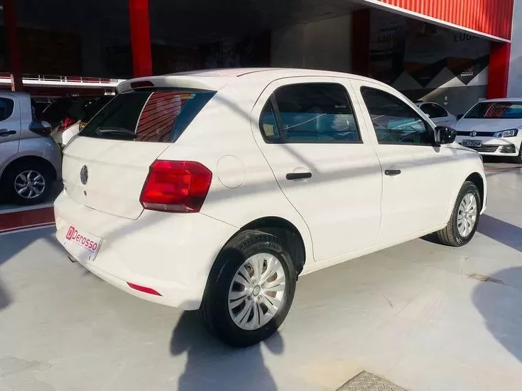 Volkswagen Gol Branco 4