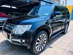 Mitsubishi Pajero Full