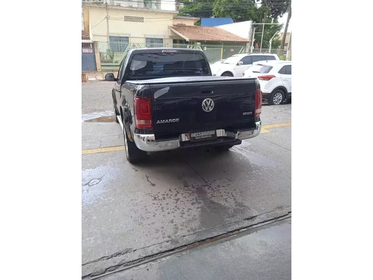 Volkswagen Amarok Preto 7