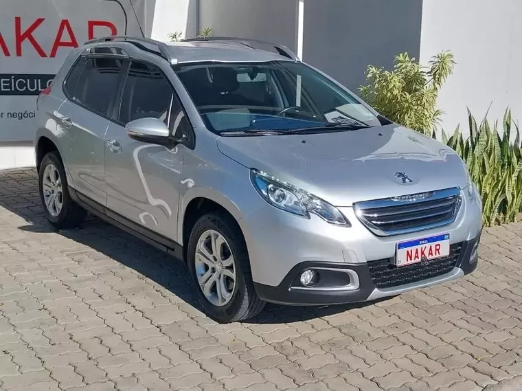 Peugeot 2008 Prata 9