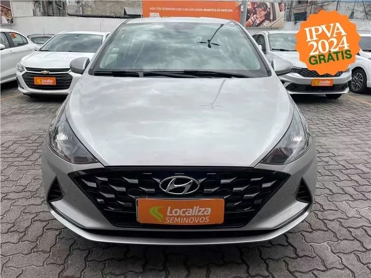 Hyundai HB20 Prata 11