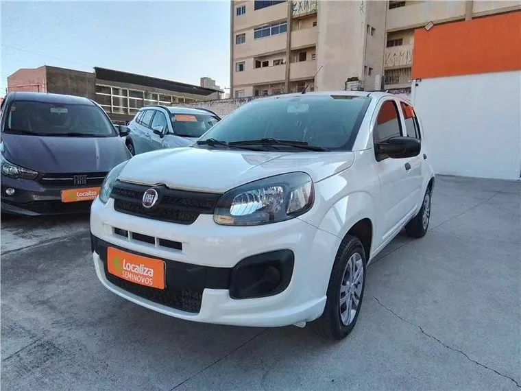 Fiat Uno Branco 4