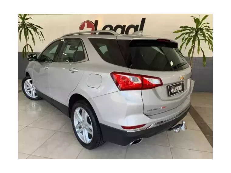 Chevrolet Equinox Prata 7