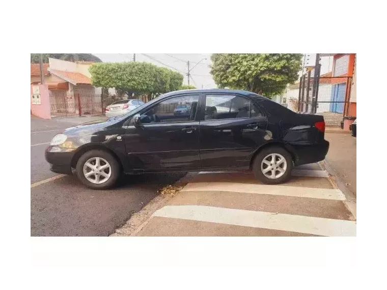 Toyota Corolla Preto 3