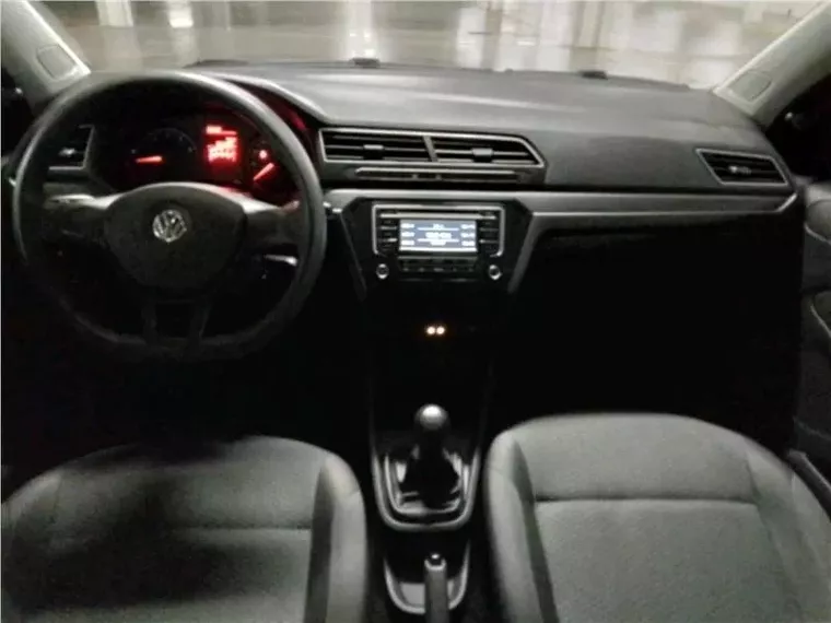 Volkswagen Gol Prata 6