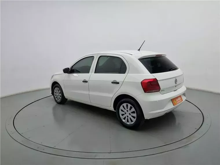 Volkswagen Gol Branco 11