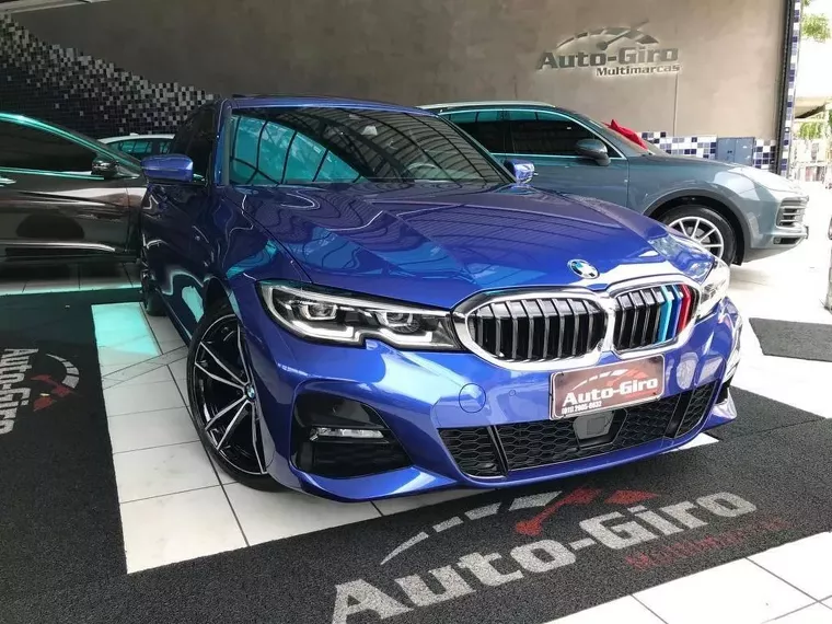 BMW 320i Azul 11