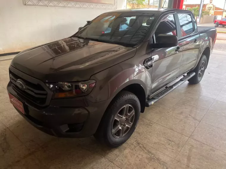 Ford Ranger Cinza 1