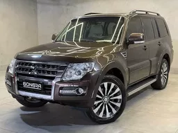Mitsubishi Pajero Full