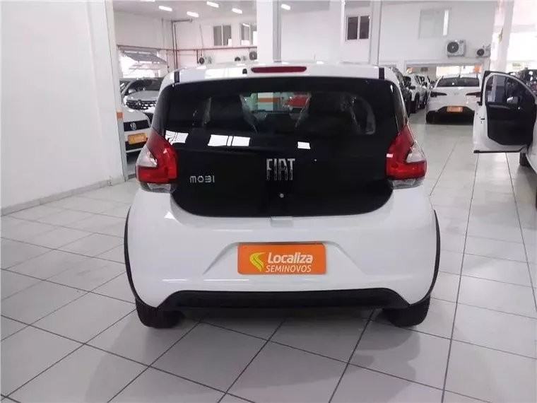 Fiat Mobi Branco 4