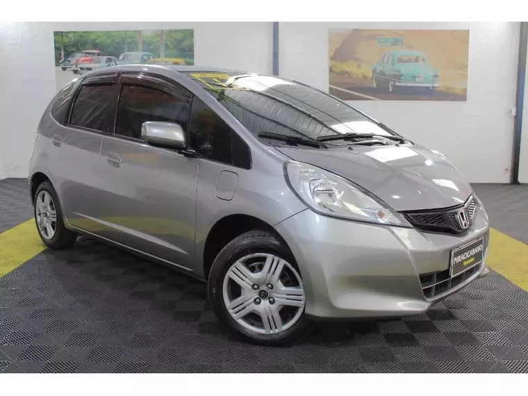 Honda FIT Cinza 11