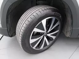 Volkswagen Taos