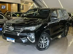 Toyota Hilux SW4