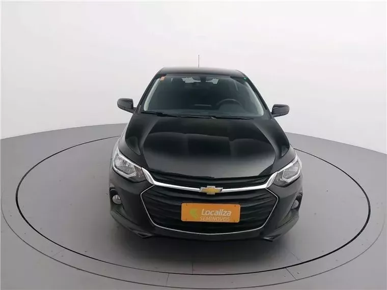 Chevrolet Onix Preto 17