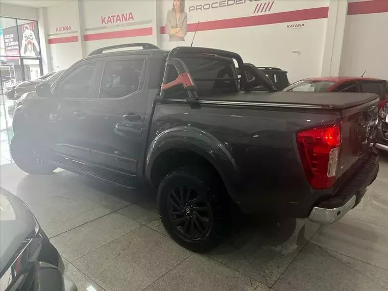 Nissan Frontier Cinza 7