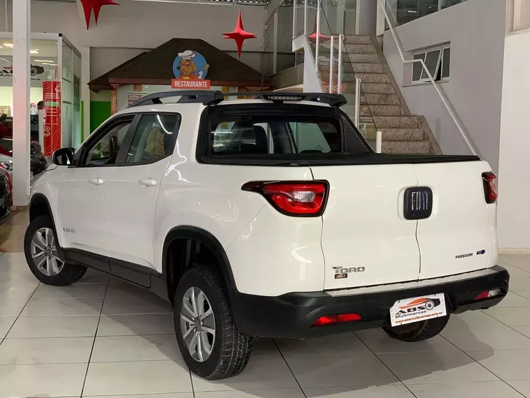 Fiat Toro Branco 14