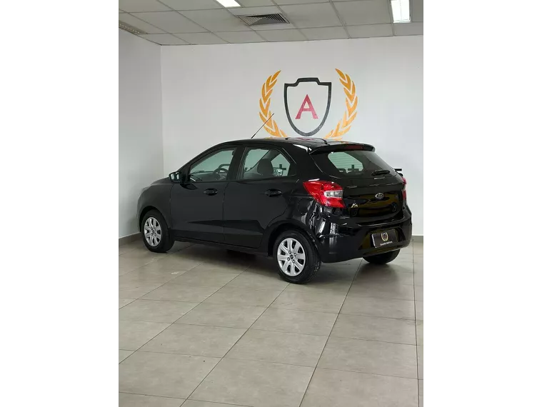 Ford KA Preto 3