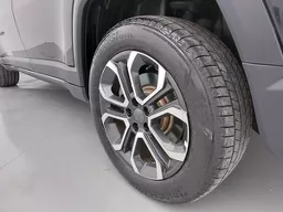 Jeep Commander