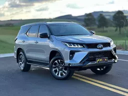 Toyota Hilux SW4