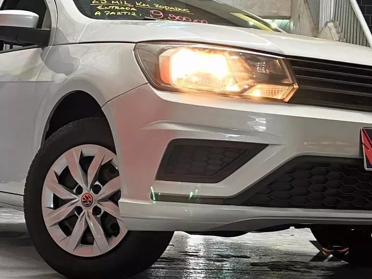 Volkswagen Gol Prata 3