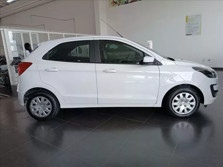 Ford KA Branco 9