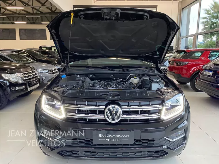 Volkswagen Amarok Preto 23