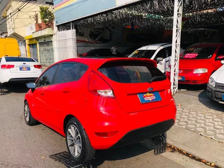 Ford Fiesta Vermelho 7