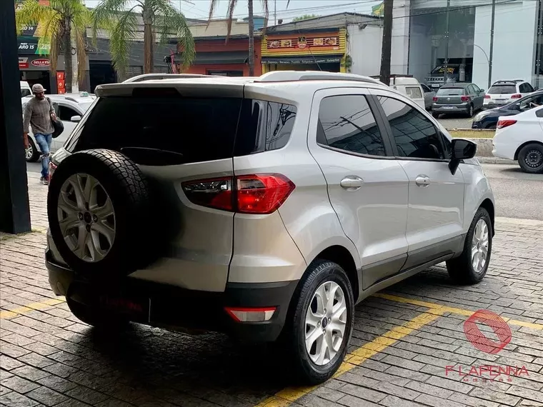 Ford Ecosport Prata 4