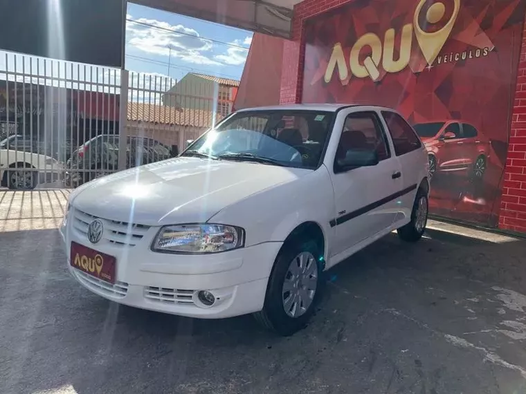 Volkswagen Gol Branco 19