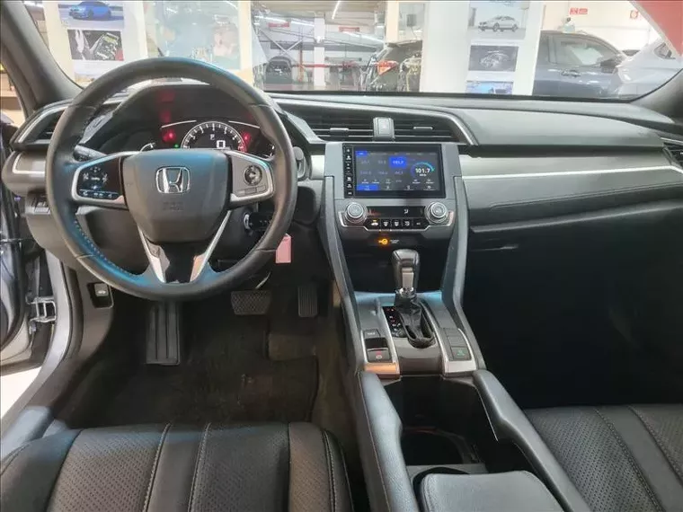 Honda Civic Prata 5