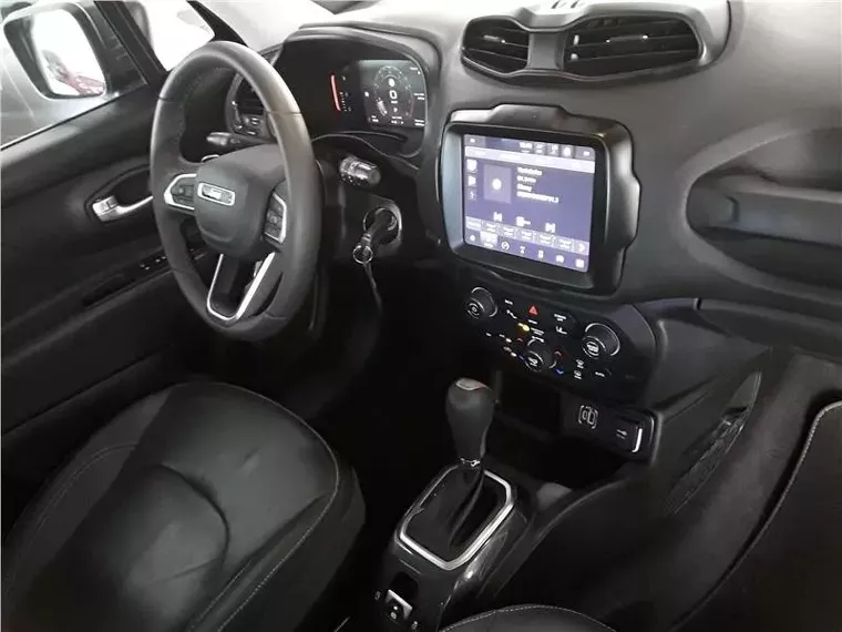 Jeep Renegade Preto 15