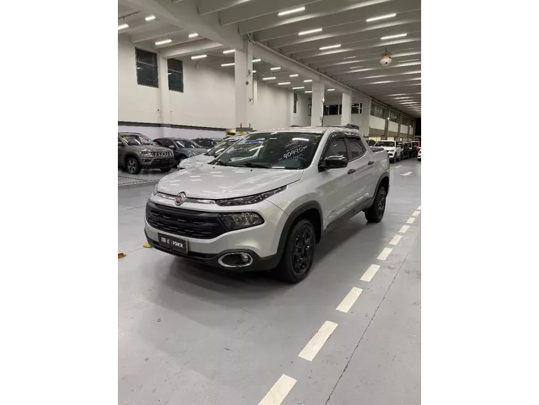 Fiat Toro Prata 10