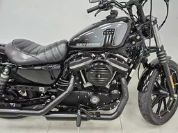 Harley-Davidson Sportster 883