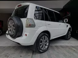 Mitsubishi Pajero TR4