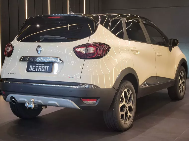 Renault Captur Bege 5