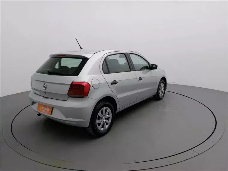 Volkswagen Gol Prata 18