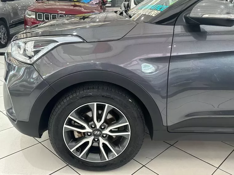 Hyundai Creta Cinza 6