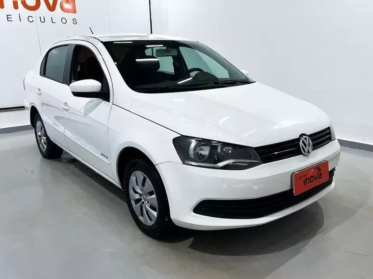 Volkswagen Voyage Branco 6