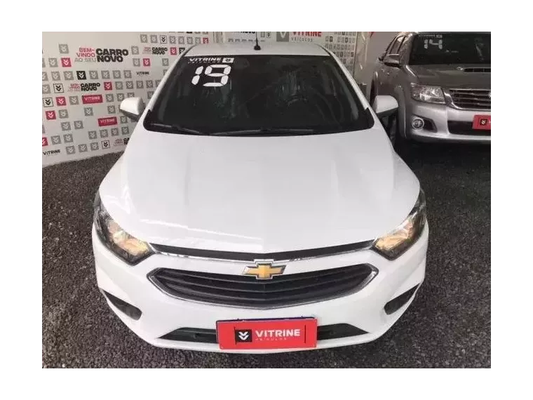 Chevrolet Prisma Branco 3