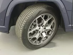 Jeep Commander