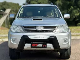 Toyota Hilux SW4