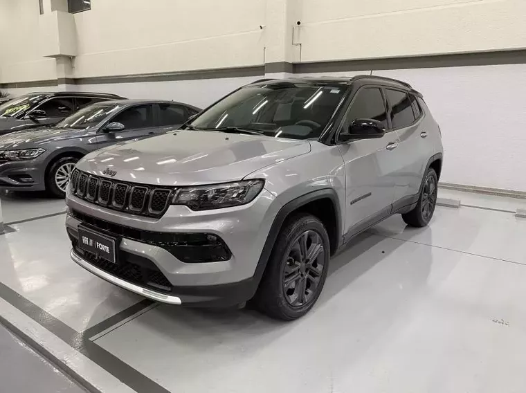 Jeep Compass Prata 4