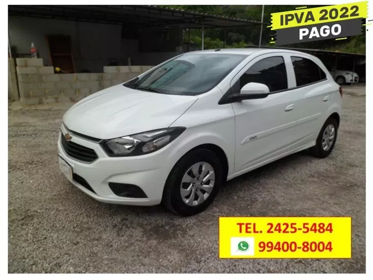 Chevrolet Onix Branco 1