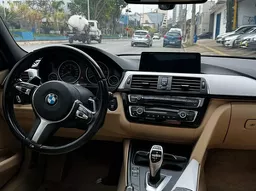 BMW 328i