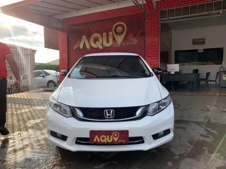 Honda Civic Branco 13