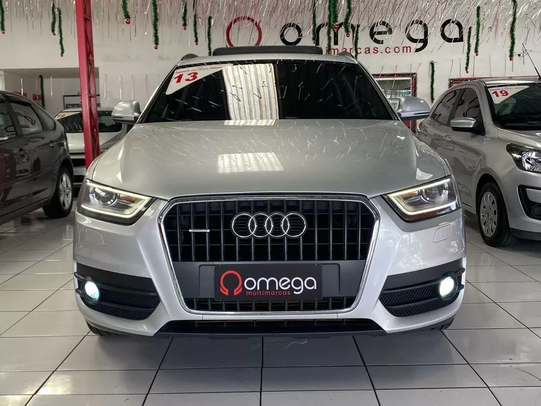 Audi Q3 Prata 16