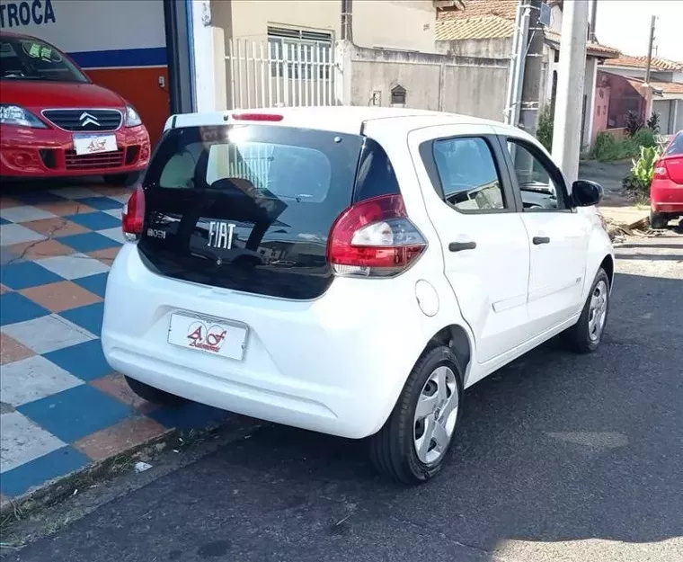 Fiat Mobi Branco 1