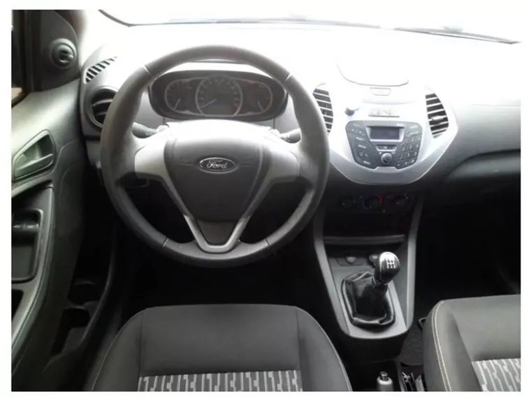 Ford KA Preto 8